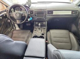 
										2014 Volkswagen Touareg full									