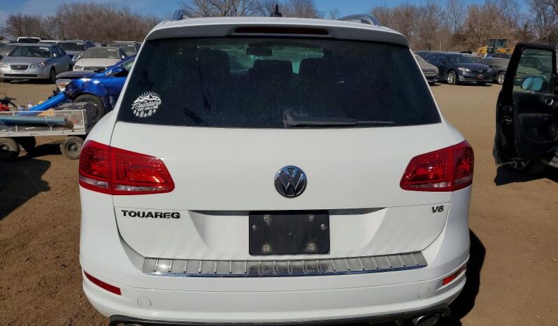 
								2014 Volkswagen Touareg full									