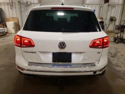
										2016 Volkswagen Touareg full									