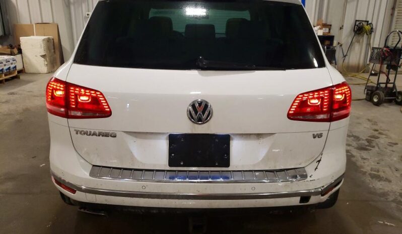 
								2016 Volkswagen Touareg full									