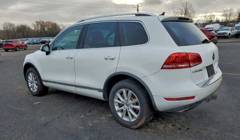 
								2014 Volkswagen Touareg full									