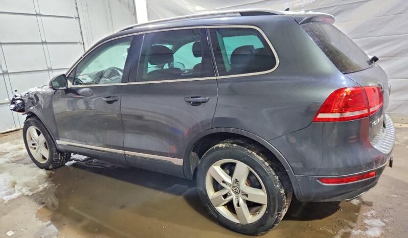 
								2012 Volkswagen Touareg full									
