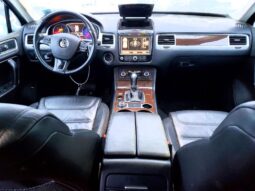 
										2015 Volkswagen Touareg full									
