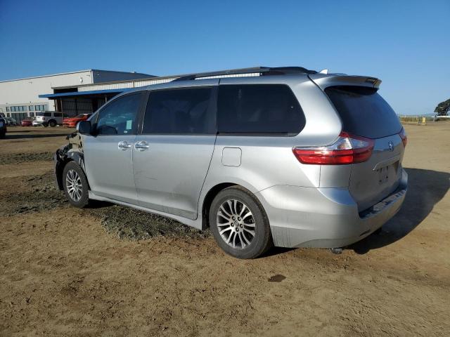 2019 Toyota Sienna xle