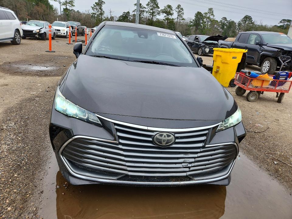 2019 Toyota Avalon