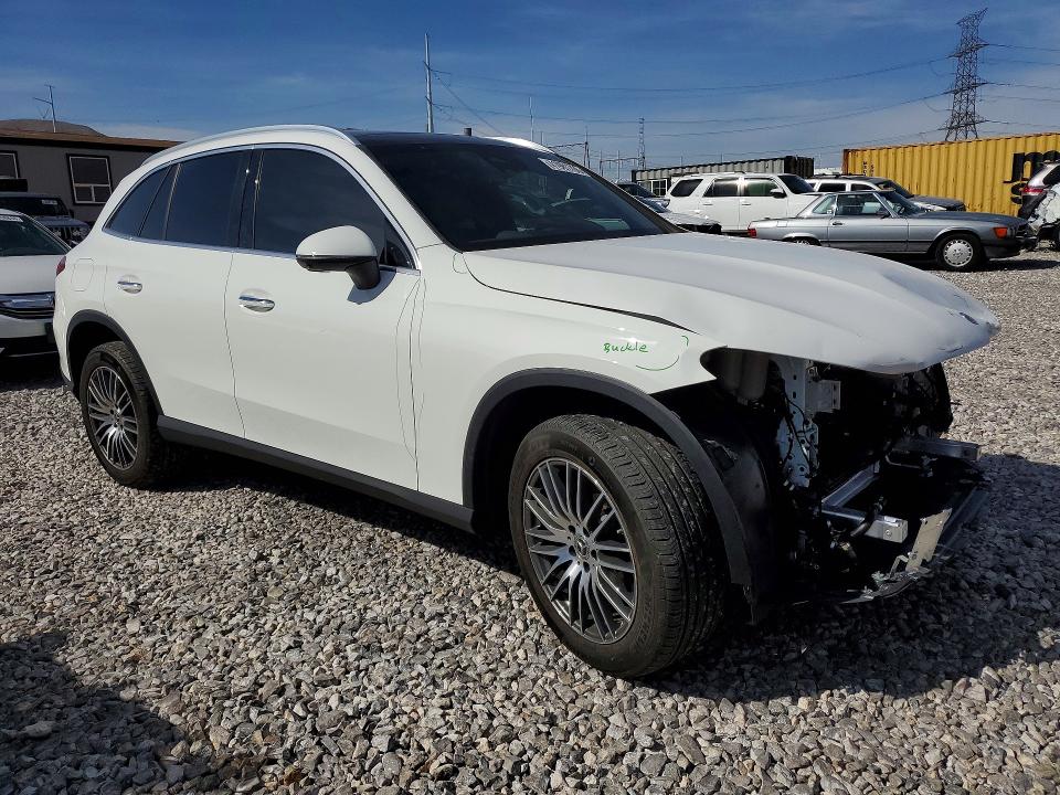2023 Mercedes-benz Glc