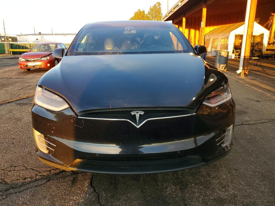 2017 Tesla Model x