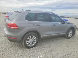 
										2013 Volkswagen Touareg full									