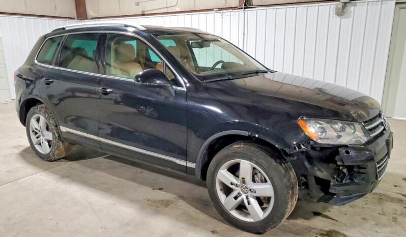 
								2013 Volkswagen Touareg full									