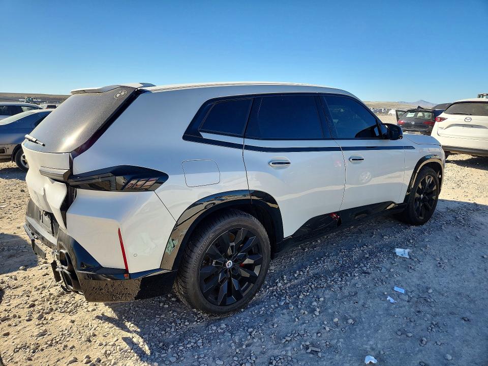 2023 BMW Xm