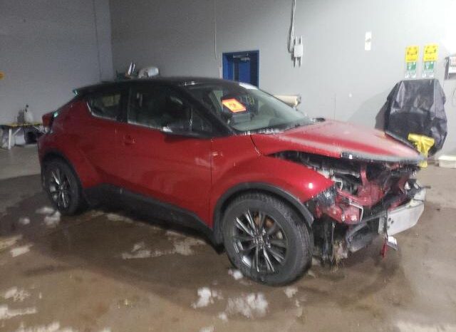 
								2021 Toyota C-hr full									