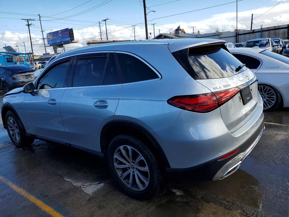 2023 Mercedes-benz Glc