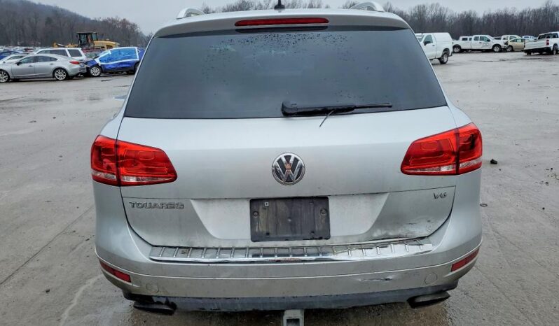
								2014 Volkswagen Touareg full									
