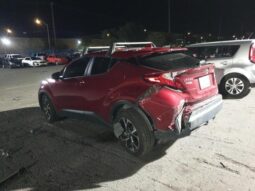 
										2019 Toyota C-hr full									