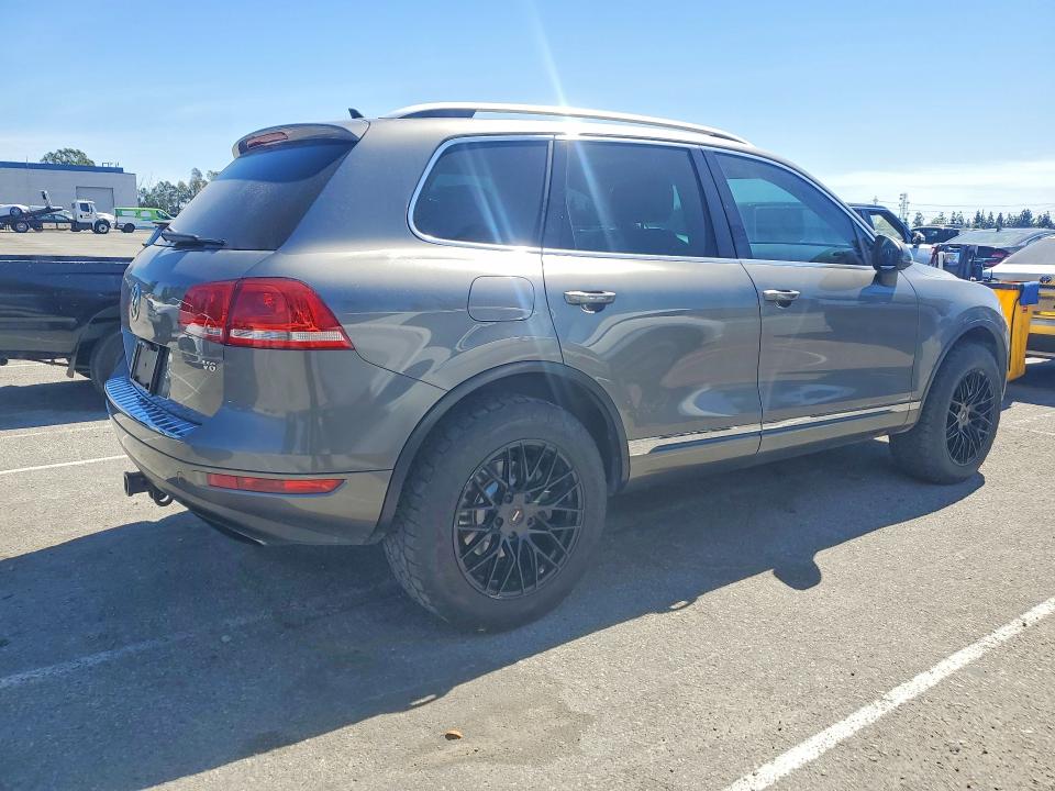 2011 Volkswagen Touareg