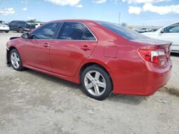 
										2012 Toyota Camry base full									
