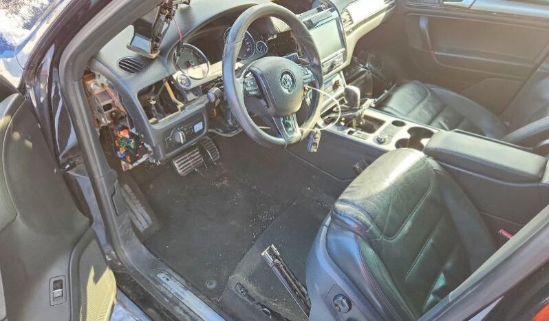 
								2014 Volkswagen Touareg full									