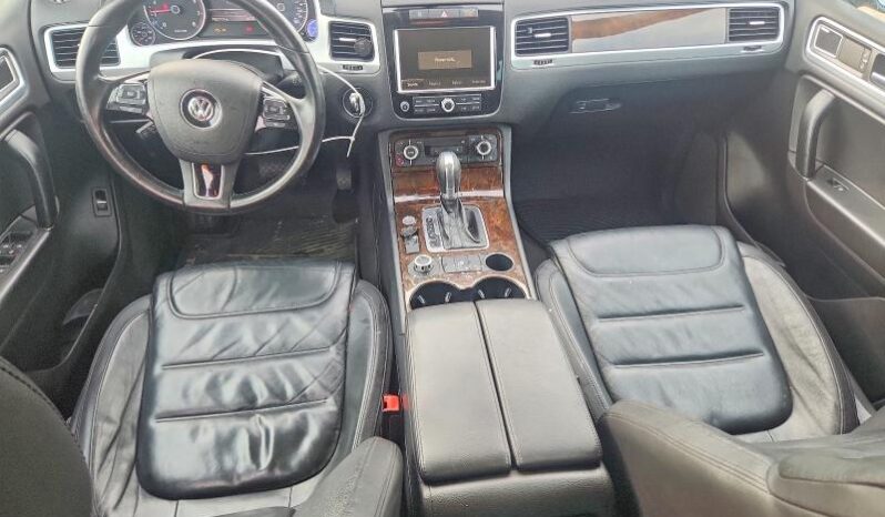 
								2014 Volkswagen Touareg full									