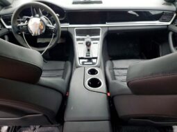 
										2023 Porsche Panamera full									