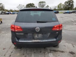 
										2013 Volkswagen Touareg full									