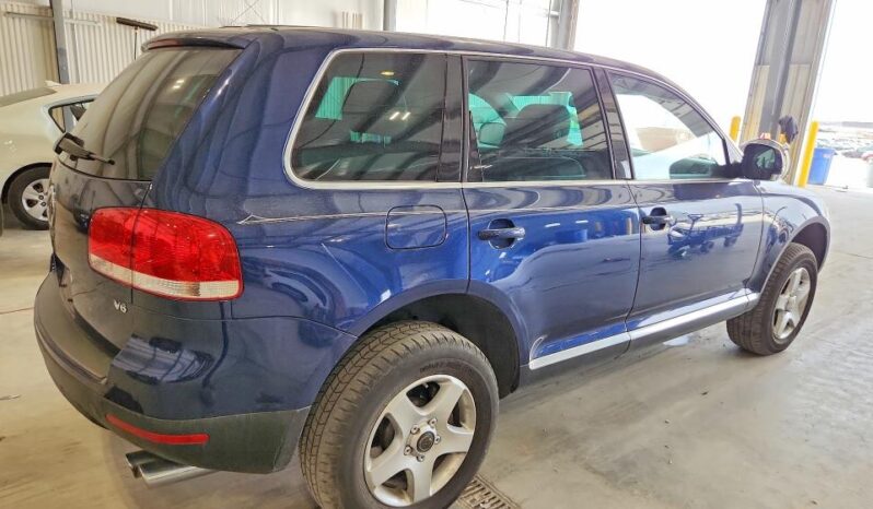 
								2004 Volkswagen Touareg full									