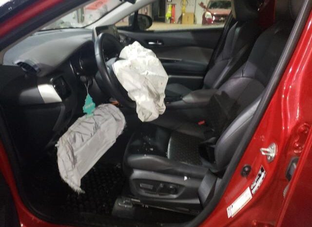 
								2021 Toyota C-hr full									