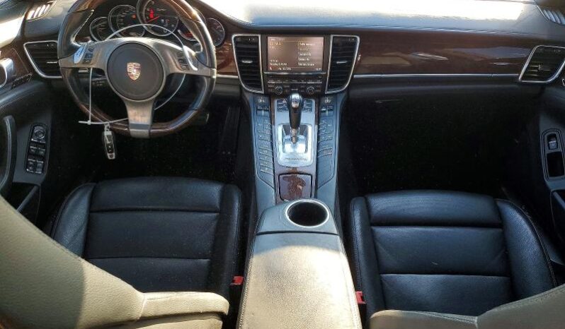 
								2010 Porsche Panamera full									
