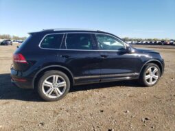 
										2014 Volkswagen Touareg full									