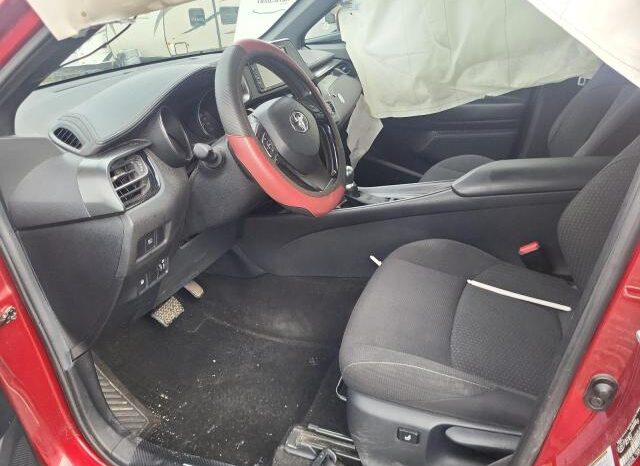 
								2018 Toyota C-hr full									