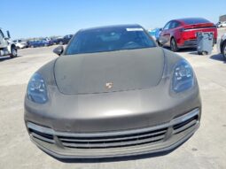 
										2017 Porsche Panamera full									