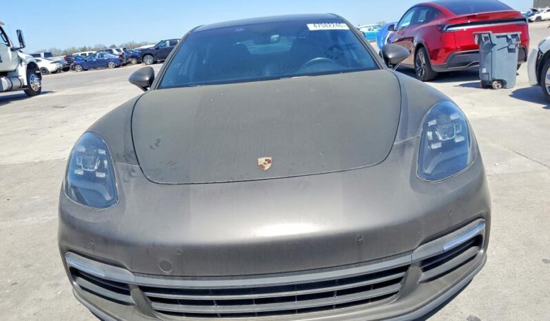 
								2017 Porsche Panamera full									