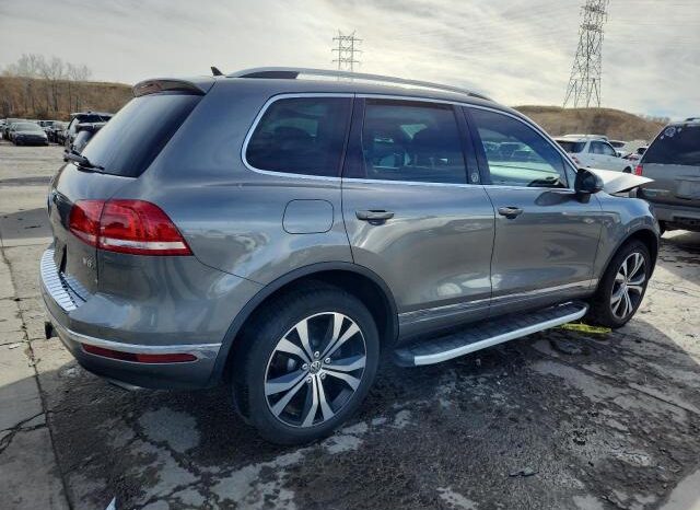 
								2017 Volkswagen Touareg full									