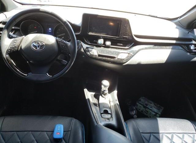 
								2018 Toyota C-hr full									