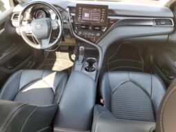 
										2021 Toyota Camry se full									