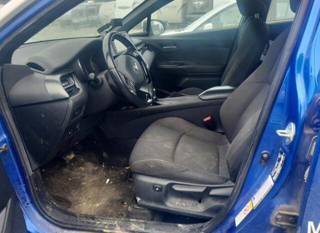 
								2018 Toyota C-hr full									