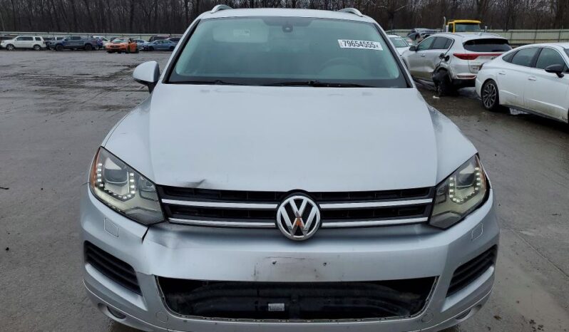 
								2014 Volkswagen Touareg full									