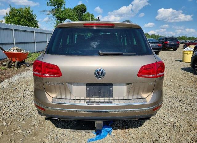 
								2016 Volkswagen Touareg full									