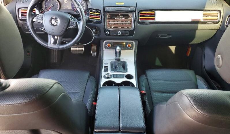 
								2017 Volkswagen Touareg full									