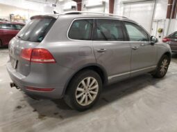 
										2012 Volkswagen Touareg full									