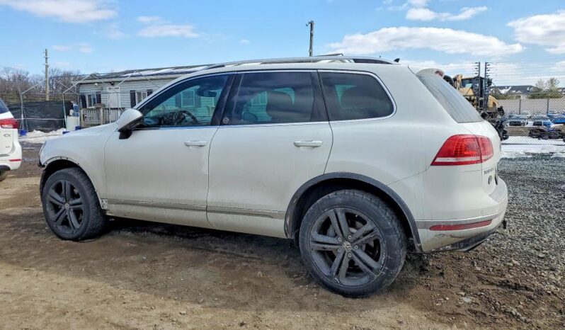 
								2017 Volkswagen Touareg full									
