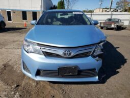
										2012 Toyota Camry base full									