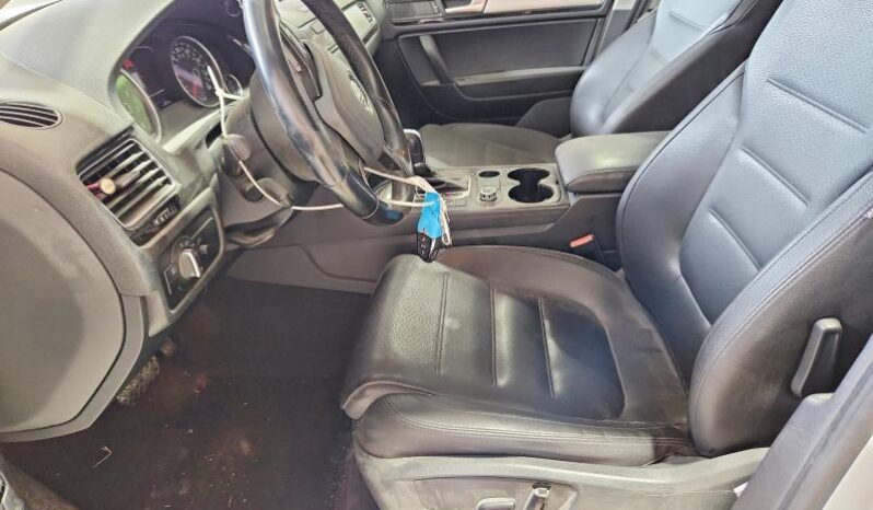 
								2014 Volkswagen Touareg full									