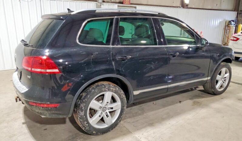 
								2013 Volkswagen Touareg full									
