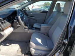 
										2017 Toyota Camry le full									