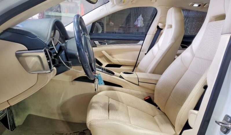 
								2013 Porsche Panamera full									