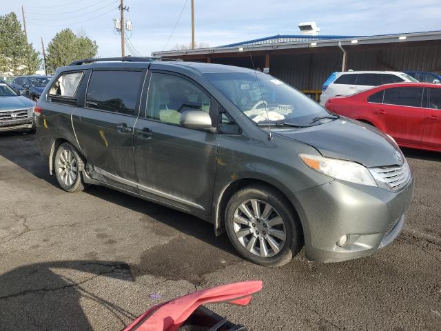 2012 Toyota Sienna xle