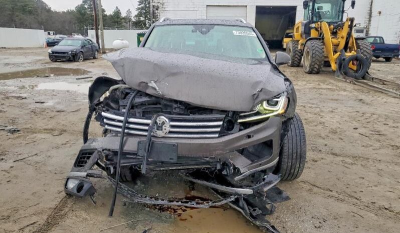
								2017 Volkswagen Touareg full									
