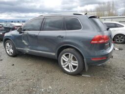 
										2012 Volkswagen Touareg full									