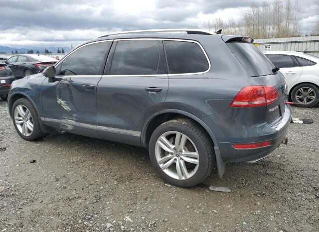 
								2012 Volkswagen Touareg full									