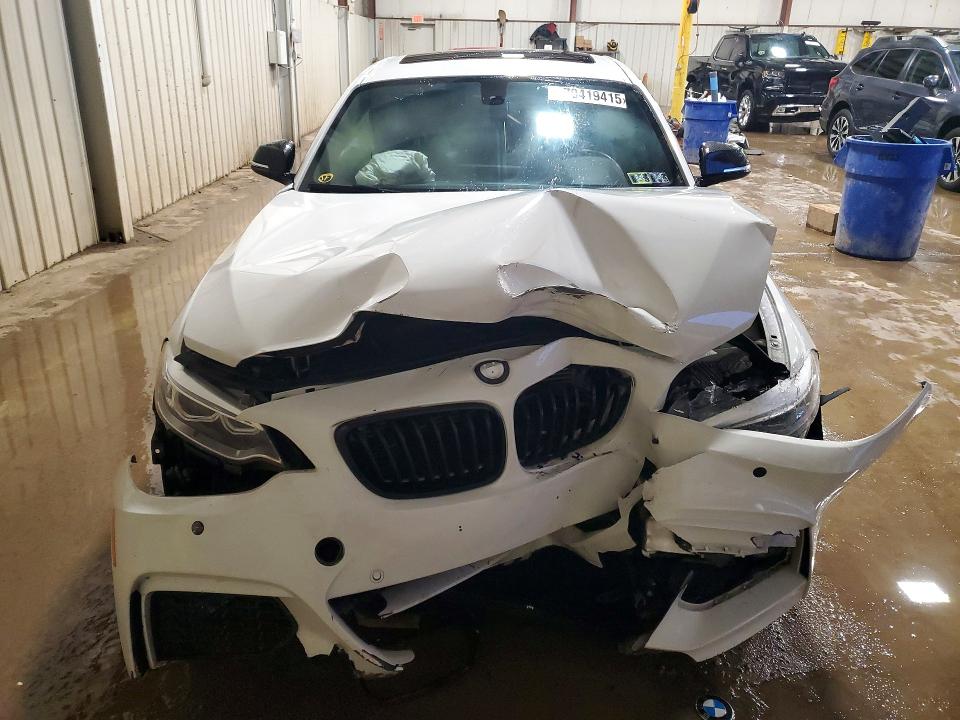 2016 BMW M2